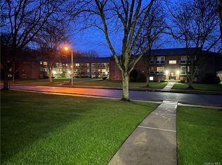 26 Tanager Rd APT 2601, Monroe, NY 10950