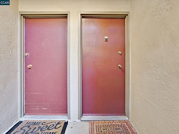 5th image of 2712 Oak Rd APT 60