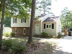 2nd image of 1728 Village Pl