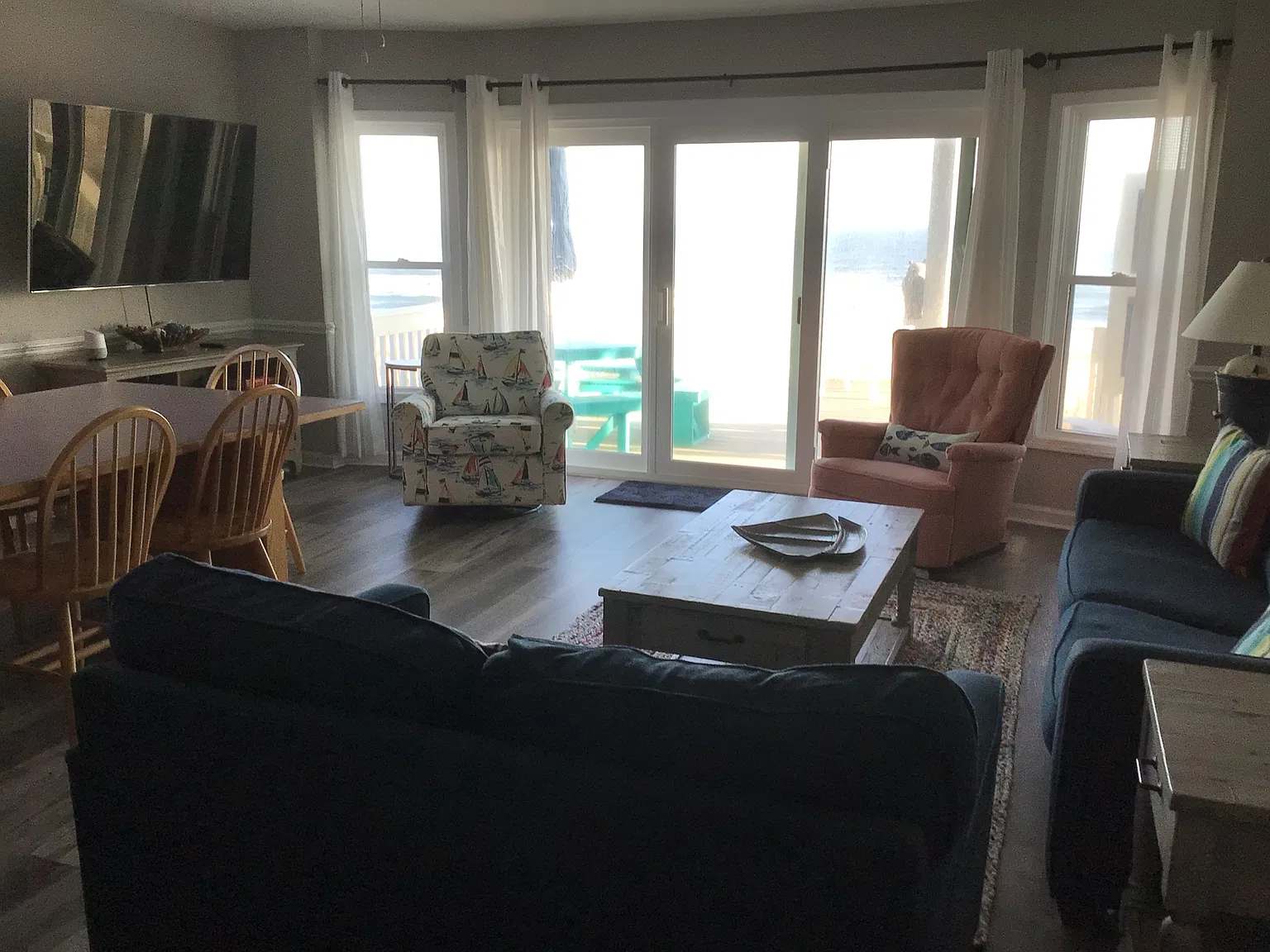 4 bed, 3.5 bath, 1800 sqft, $3,500 — Photo 4
