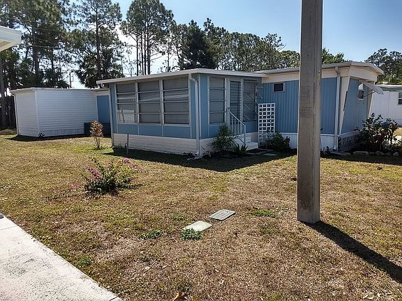 2nd image of 128 Cotillion Ln