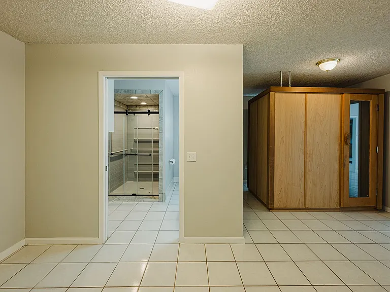 4018 Amherst Ave — Photo 15