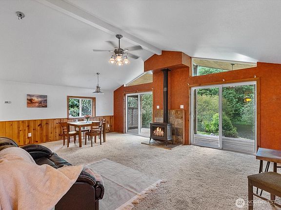 3rd image of 9102 184th Avenue NE
