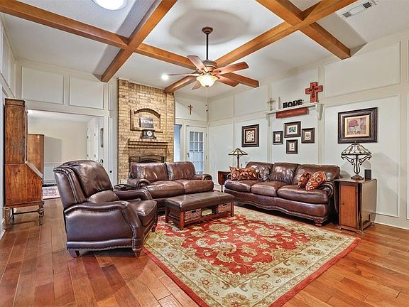 4th image of 3612 San Bar Ln