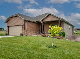 2626 W Fisherman Dr, Ozark, MO 65721