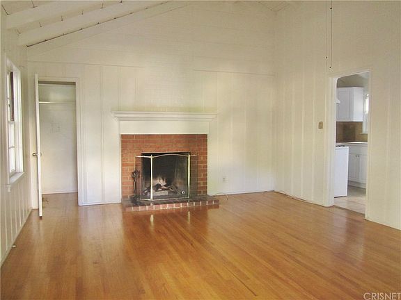 2nd image of 653 Westmount Dr