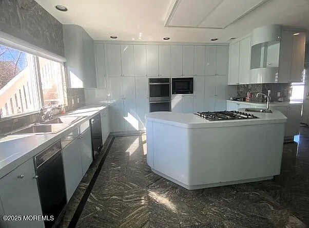 117 Brighton Ave — Photo 10