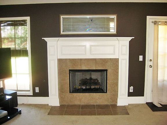 Fireplace with gas logs