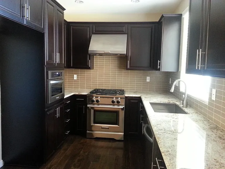 1056 Pearl St #7 — Photo 6