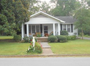 364 Benton St, Huntingdon, TN 38344