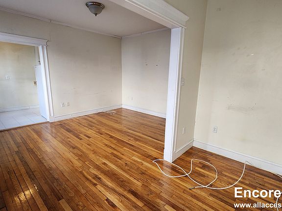 5th image of 1637 Commonwealth Ave #9M