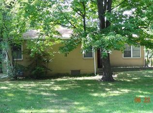 56 S Delany Rd, Gurnee, IL 60031