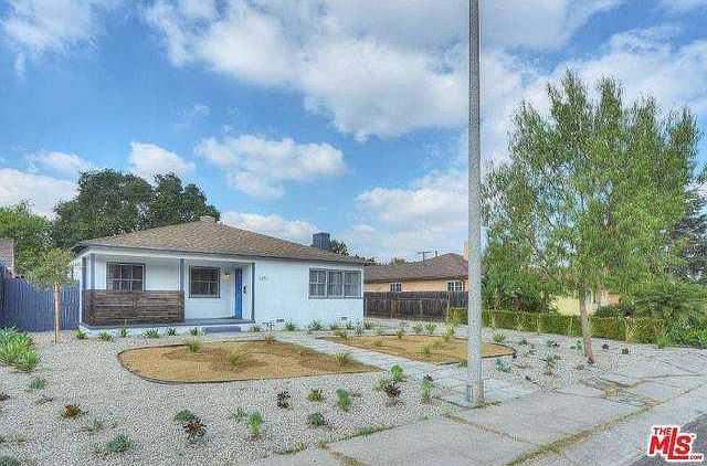 1st image of 3851 S Sycamore Ave