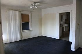 2nd image of 208 W Madill St