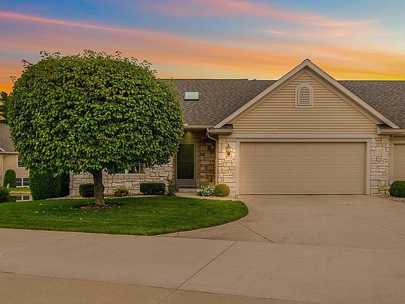 2nd image of 1414 Canterbury Ct