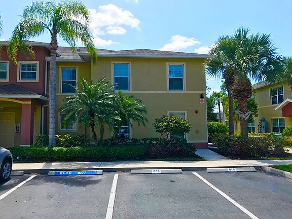 3rd image of 9077 Gervais Cir APT 909