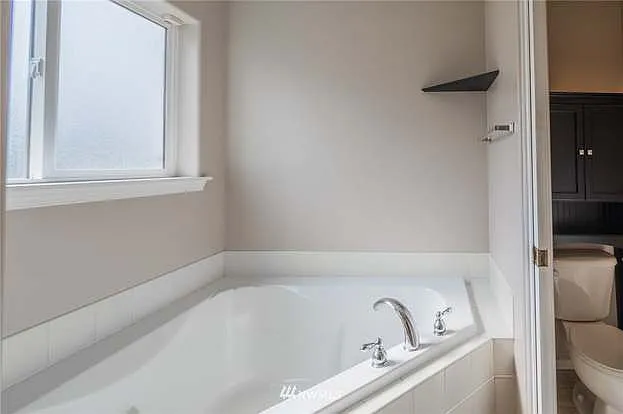 907 Marian Dr — Photo 15