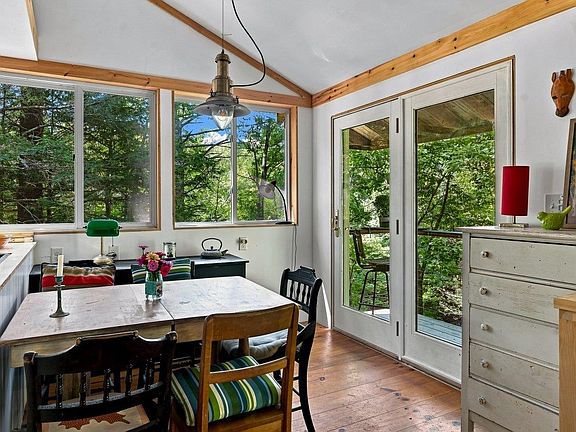 5th image of 217 Greenhill Road
