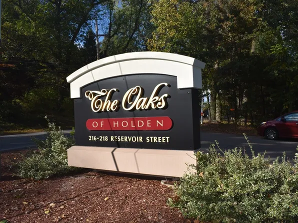 218-218B Reservoir St #101, Holden, MA 01520