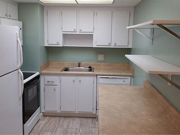 3rd image of 72 Boundary Blvd APT 220
