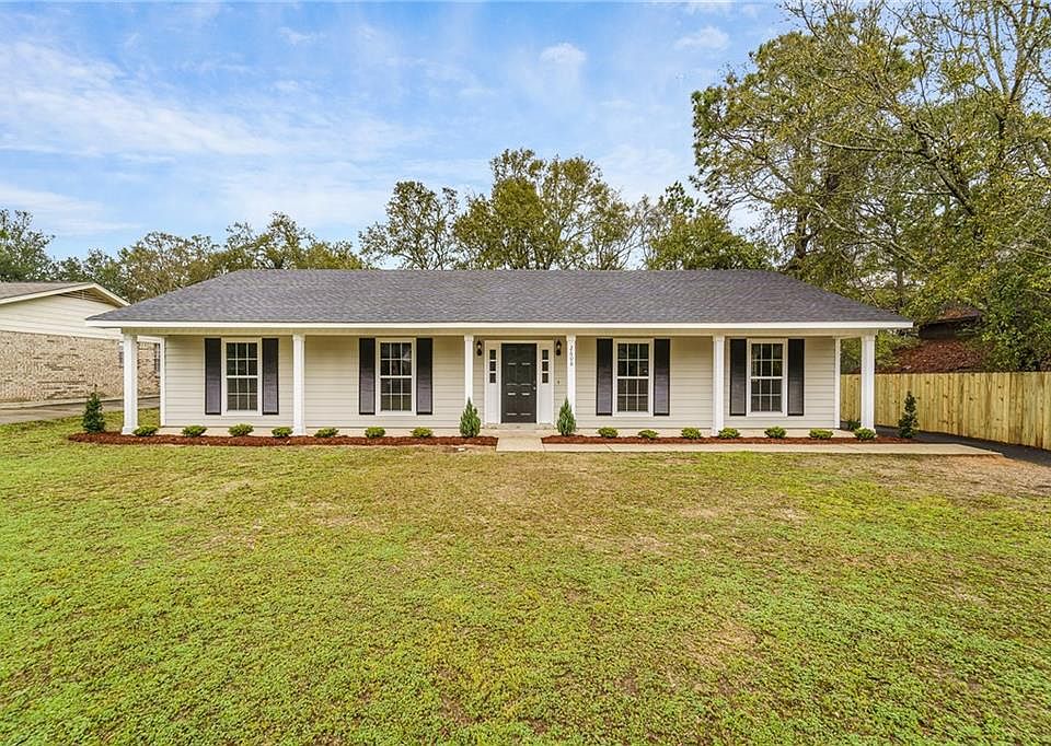 1st image of 2608 Wagon Wheel Dr #2