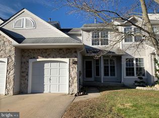 1123 Meadows Dr, Williamstown, NJ 08094