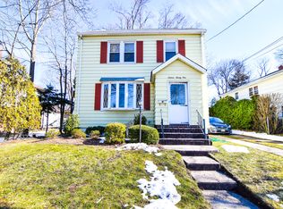 16-21 11th St #1X, Fair Lawn, NJ 07410