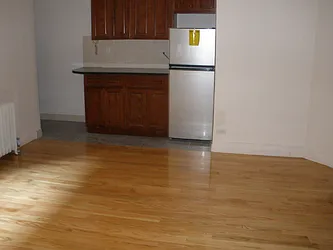 Rented by Elinor Taasa, LREB