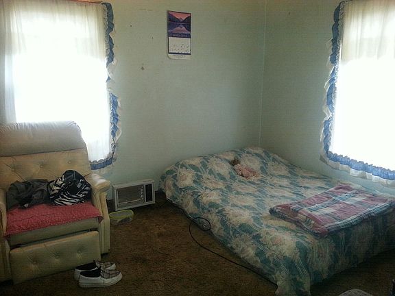 3rd image of 954 Sunrise Ave