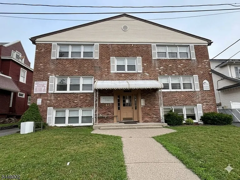 517 Westfield Ave — Photo 5