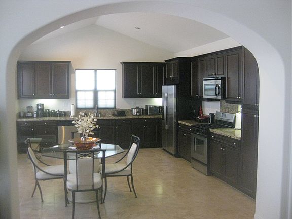 5th image of 3213 S Edenglen Ave Unit B