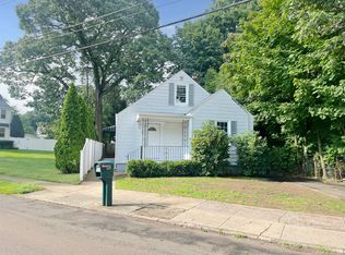 40 Highview Ave, West Haven, CT 06516