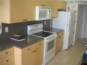 3rd image of 3360 S Ocean Blvd #5-C