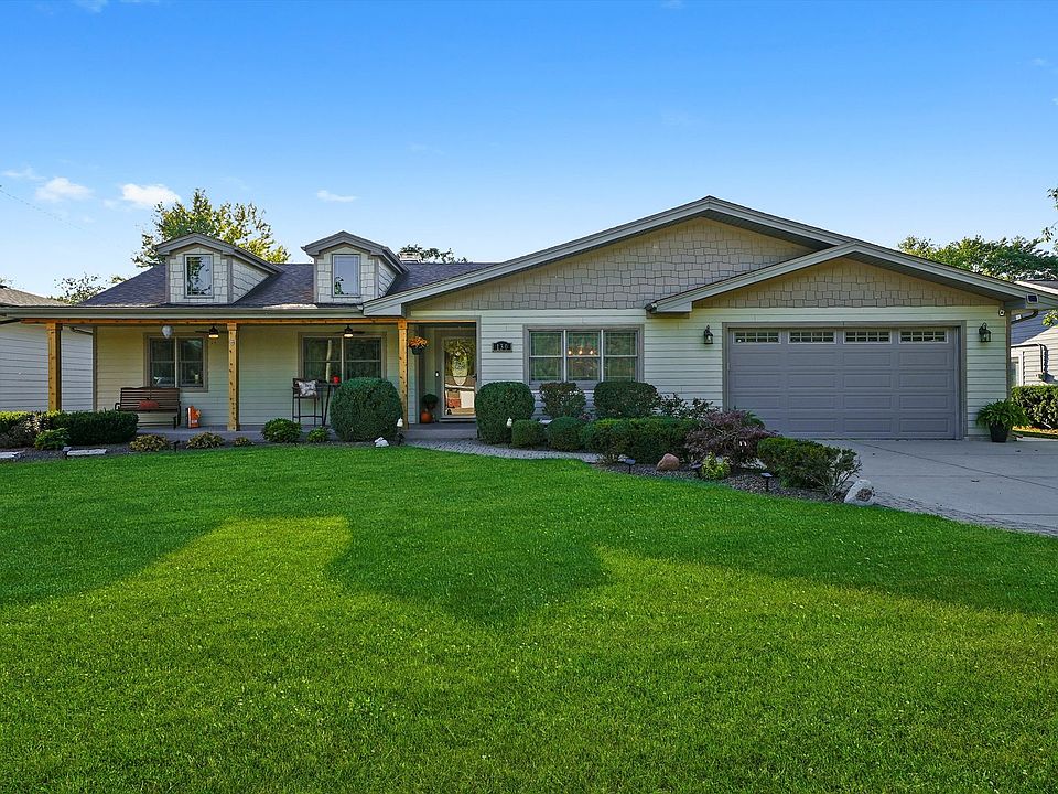 1st image of 130 Evergreen Dr