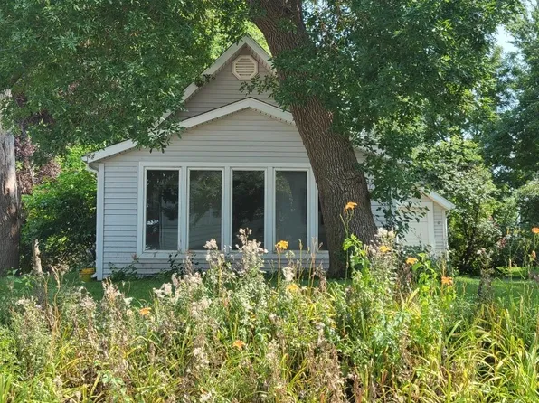 13920 Center Dr, Orleans, IA 51360