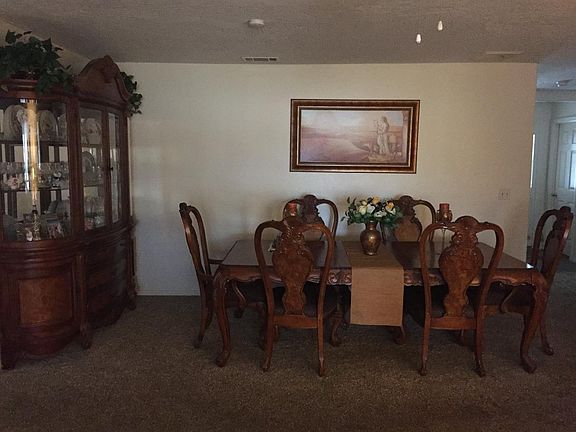 4th image of 15571 Tamarack Dr