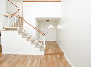 543 Victoria St APT O, Costa Mesa, CA 92627