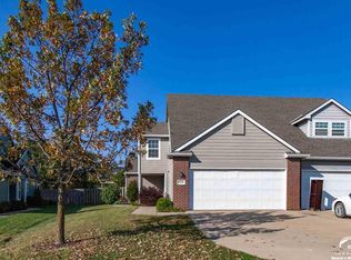 2359 Surrey Dr, Lawrence, KS 66046