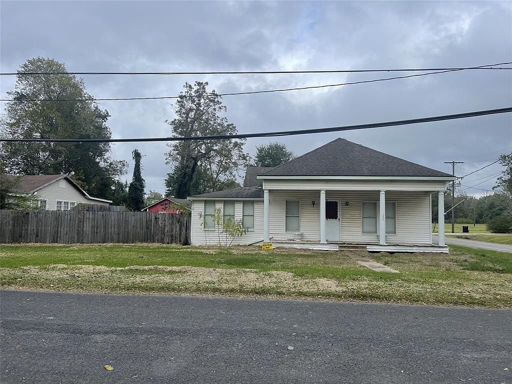 540 W Barkley St, Sour Lake, TX 77659 MLS 10372149 Zillow