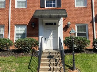 380 Hanover Arms Ct APT D, Winston Salem, NC 27104