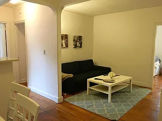 Rented by R New York