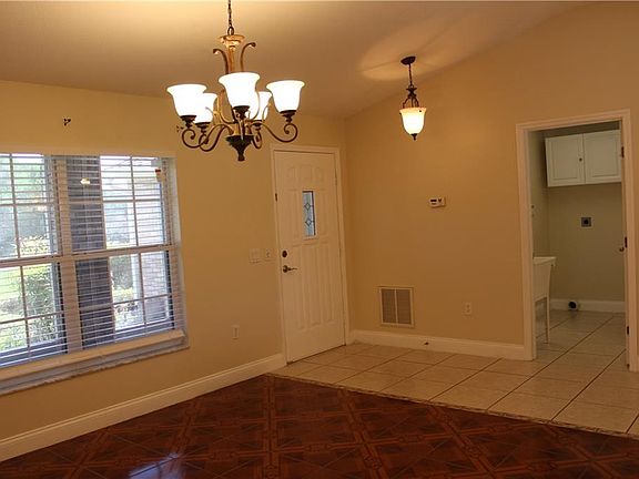 4th image of 1164 Stillwater Ave