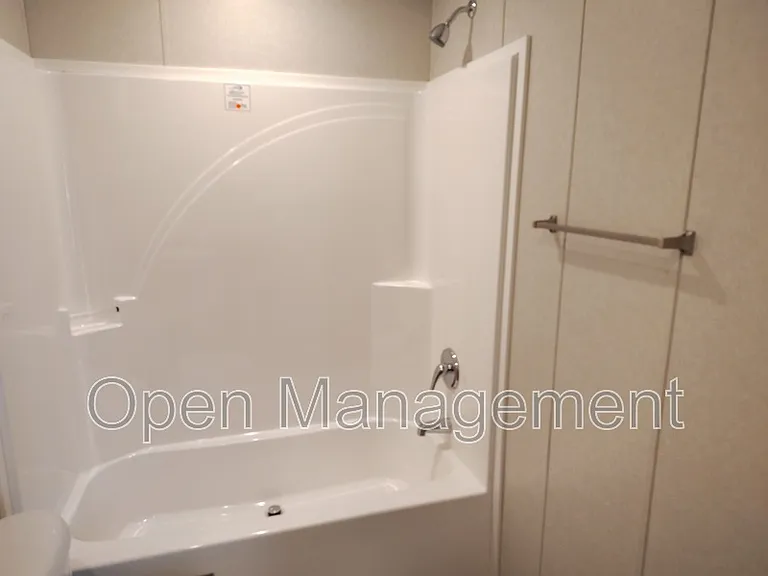 40 Erin Ln #19 — Photo 20