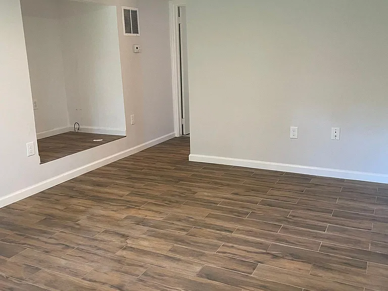 6831 Maryland Ave #C — Photo 3