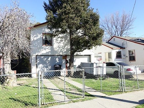 3rd image of 330 C St