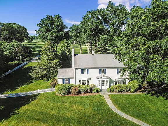 9 Carriage House Ln    (0004of 20).jpg