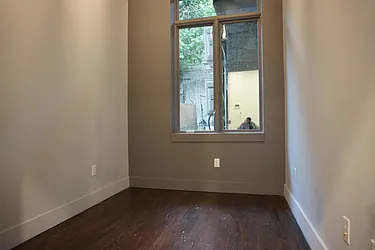 Rented by Rennit Inc.