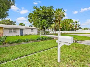 5990 S 38th Ct, Greenacres, FL 33463