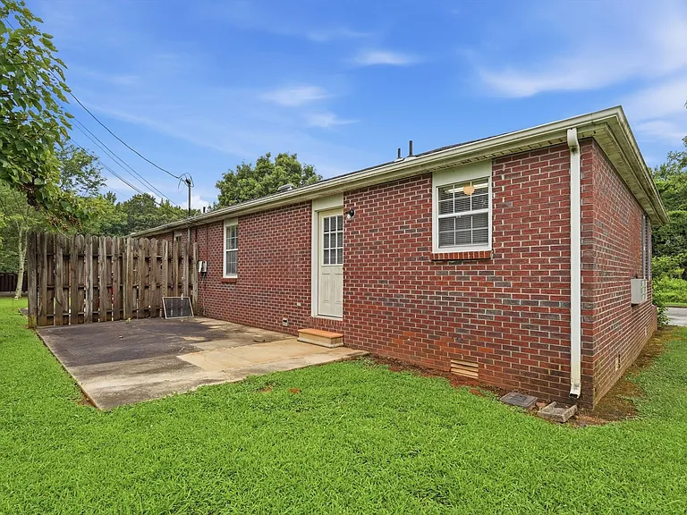26990 Elkins Rd #K — Photo 12
