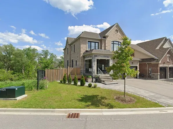 60 Sharonview Cres, East Gwillimbury, ON L9N 0S5